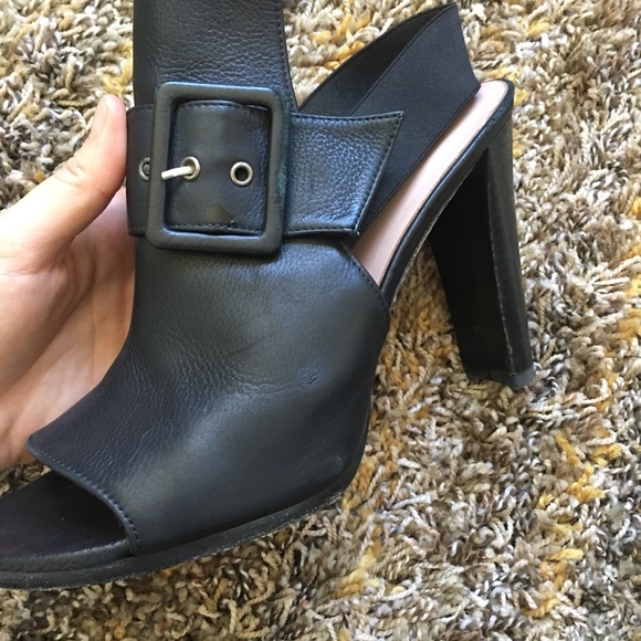 Stuart Weitzman sandals, authentic, leather. - Picture 4 of 8